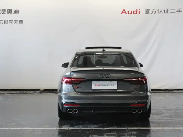 Audi S4 — Фото автомобиля 6