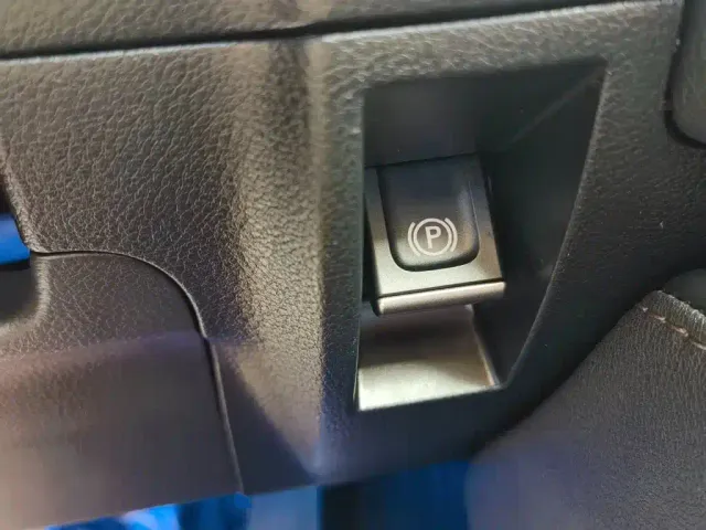 Lexus ES — Фото автомобиля 22