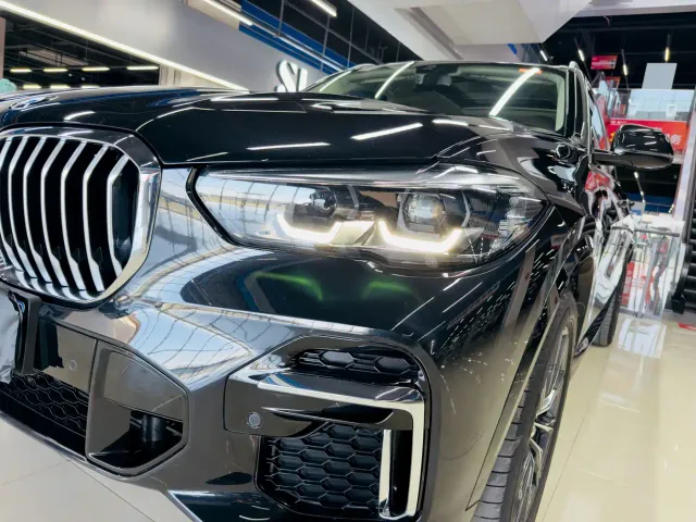 BMW X5 — Фото автомобиля 4