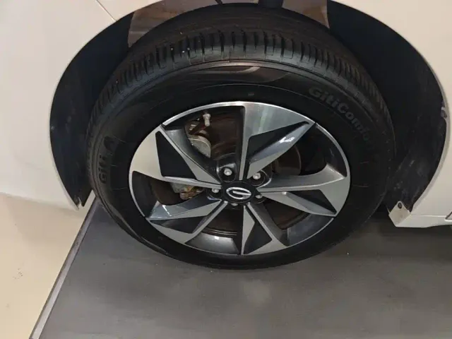GAC Trumpchi M6 — Фото автомобиля 22