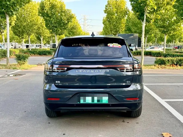 Leapmotor C11 — Фото автомобиля 3
