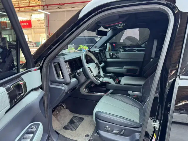 BYD FangChengBao Leopard 5 — Фото автомобиля 4