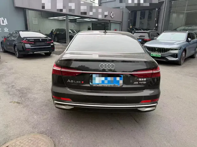 Audi A6L — Фото автомобиля 8