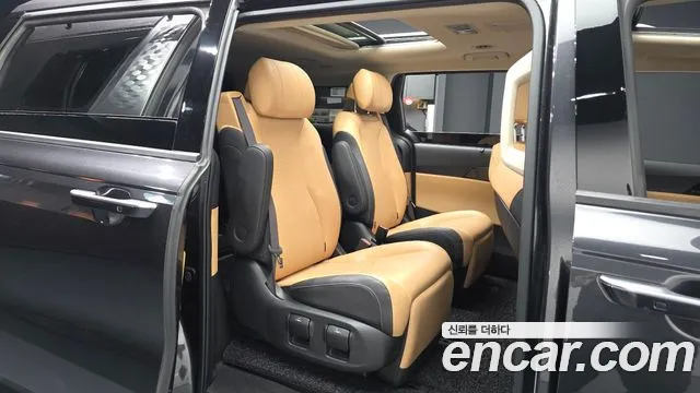 Kia Carnival 4th Gen — Фото автомобиля 12