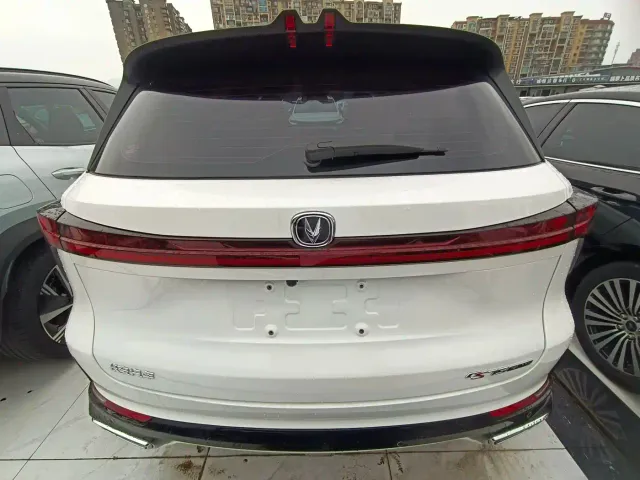 Changan CS75 Plus — Фото автомобиля 15