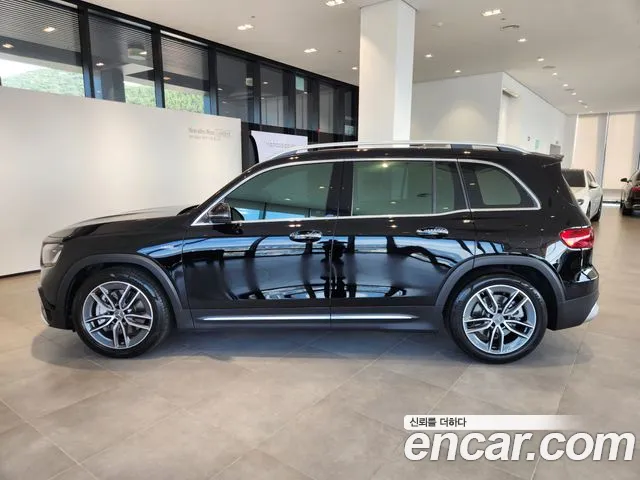 Mercedes-Benz GLB-Class — Фото автомобиля 3