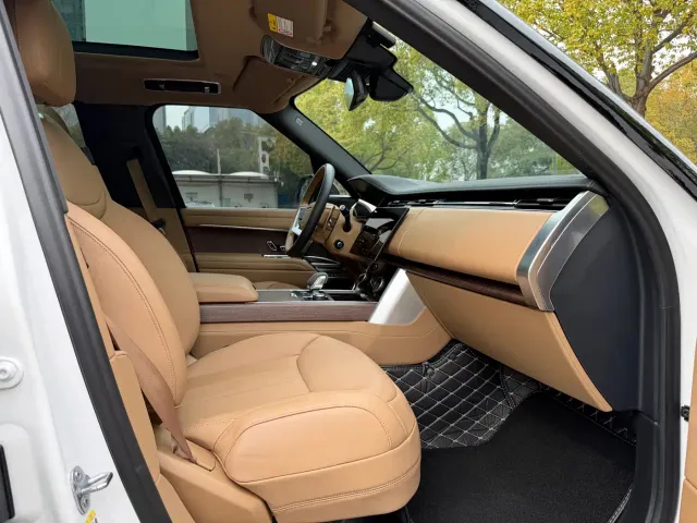 Land Rover Range Rover — Фото автомобиля 22