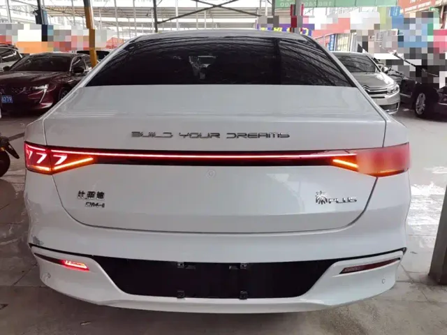 BYD Qin PLUS — Фото автомобиля 5