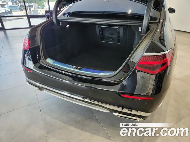 Mercedes-Benz S-Class — Фото автомобиля 10