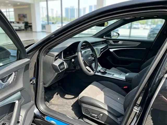 Audi A6L — Фото автомобиля 9
