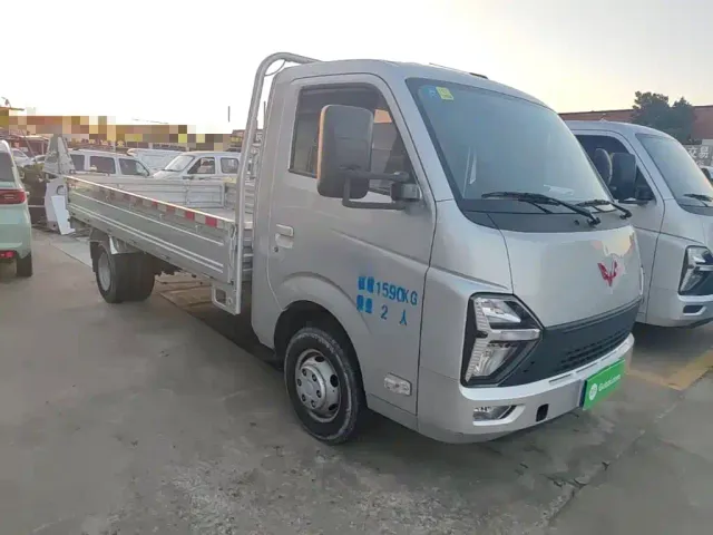 Wuling Longka — Фото автомобиля 3