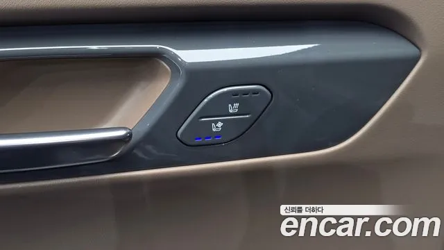 Kia EV9 — Фото автомобиля 30