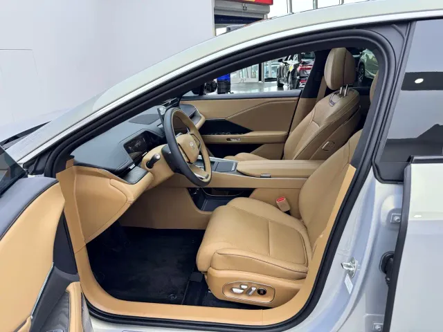 Toyota BoZhi 7 — Фото автомобиля 7