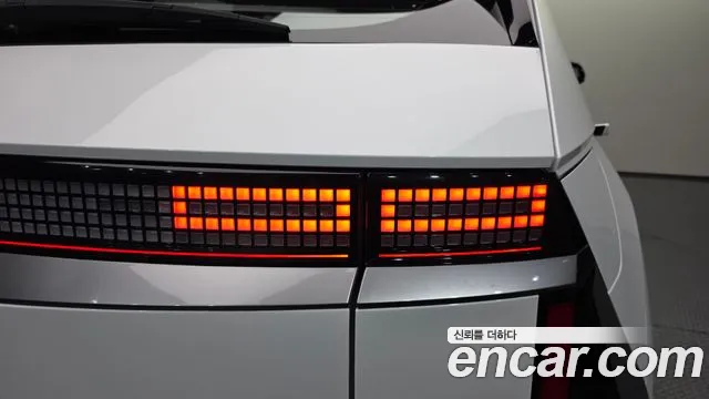 Hyundai Ioniq 5 New — Фото автомобиля 8