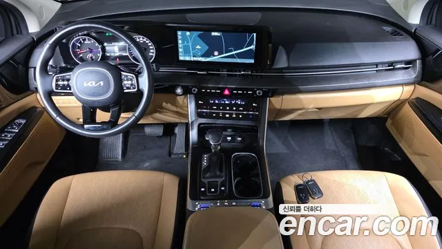 Kia Carnival Generation 4 — Фото автомобиля 7