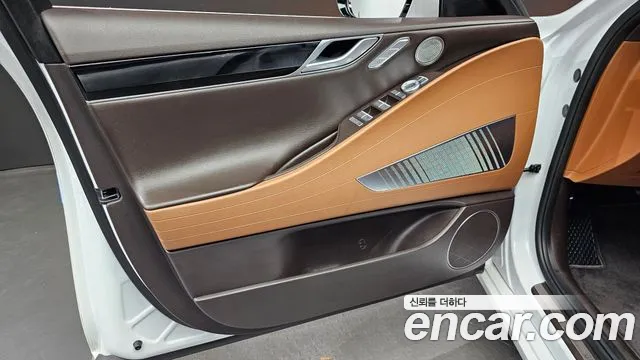 Genesis G80 RG3 — Фото автомобиля 13