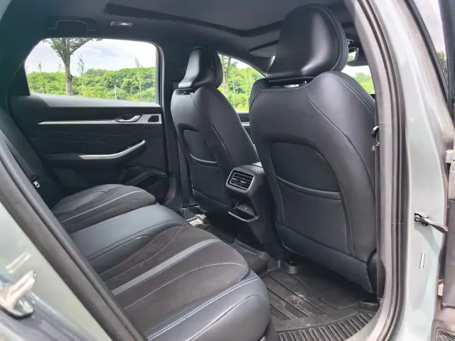 Geely Xingrui — Фото автомобиля 14