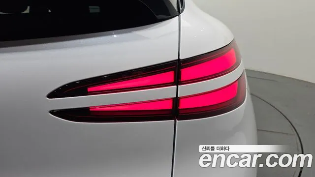 Genesis GV60 — Фото автомобиля 23
