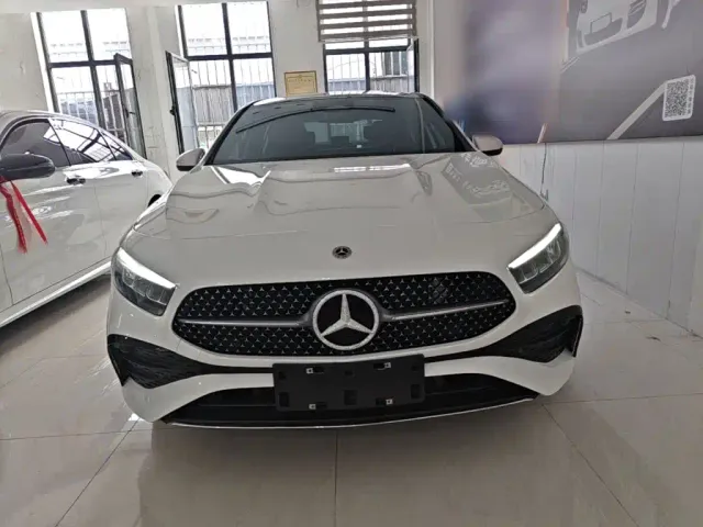 Mercedes-Benz A-Class — Фото автомобиля 2