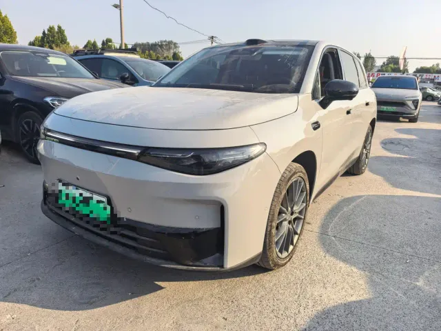 Фотография автомобиля — Leapmotor C10