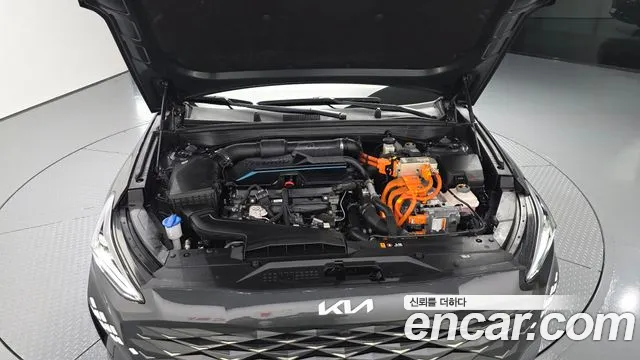 Kia K8 Hybrid — Фото автомобиля 9