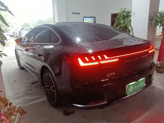BYD Han — Фото автомобиля 22