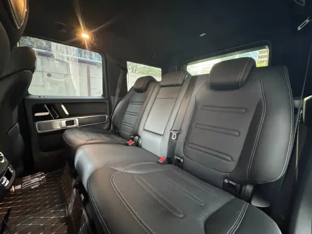 Mercedes-Benz G-Class — Фото автомобиля 13