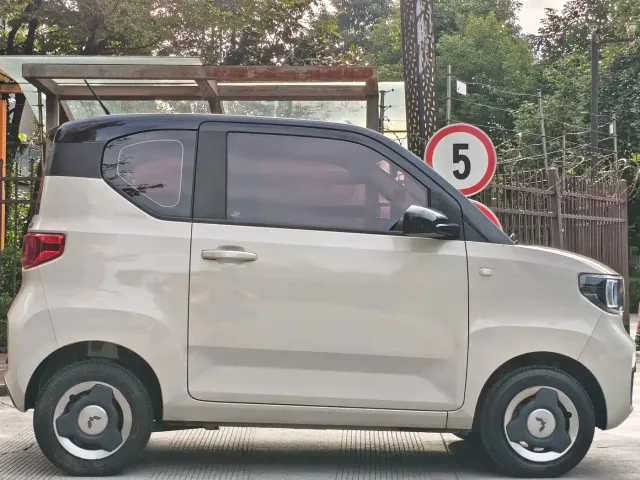 Wuling Hongguang Mini EV — Фото автомобиля 4