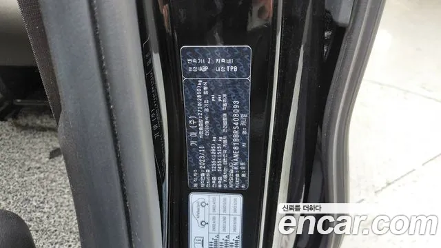 Kia Carnival Generation 4 — Фото автомобиля 28