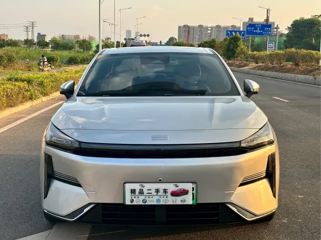 Geely Galaxy L6 — Фото автомобиля 2