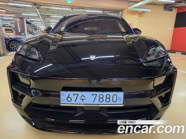 Porsche Macan — Фото автомобиля 2