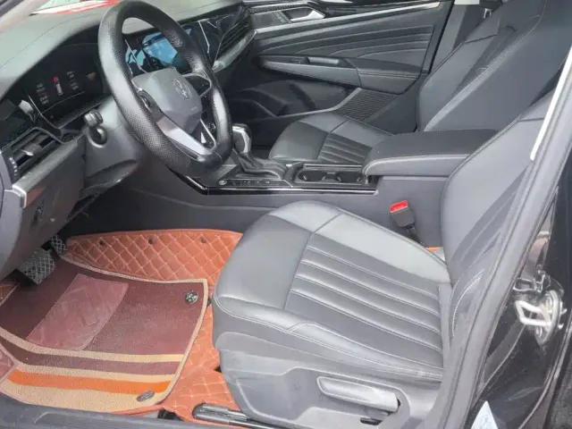 Volkswagen Passat — Фото автомобиля 8