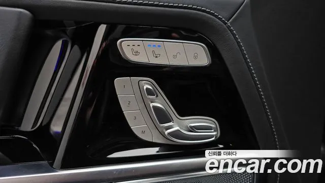 Mercedes-Benz G-Class — Фото автомобиля 17
