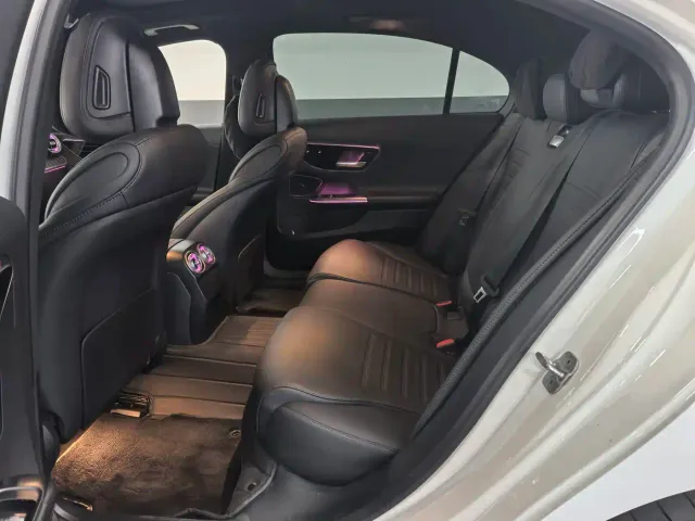 Mercedes-Benz C-Class — Фото автомобиля 15