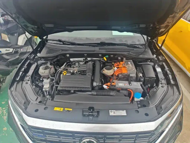 Volkswagen Passat — Фото автомобиля 19