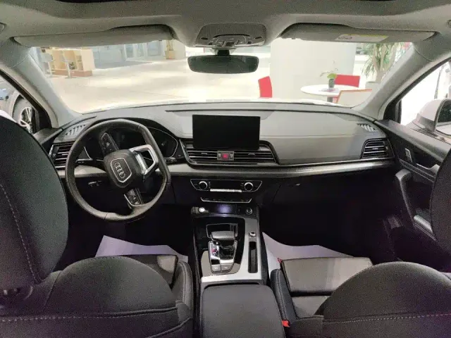 Audi Q5L — Фото автомобиля 5