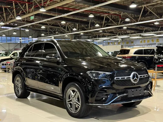 Mercedes-Benz GLE-Class — Фото автомобиля 3