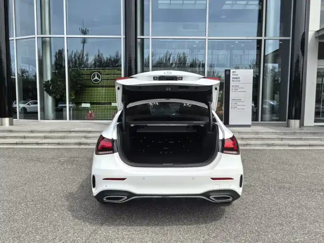 Mercedes-Benz A-Class — Фото автомобиля 5