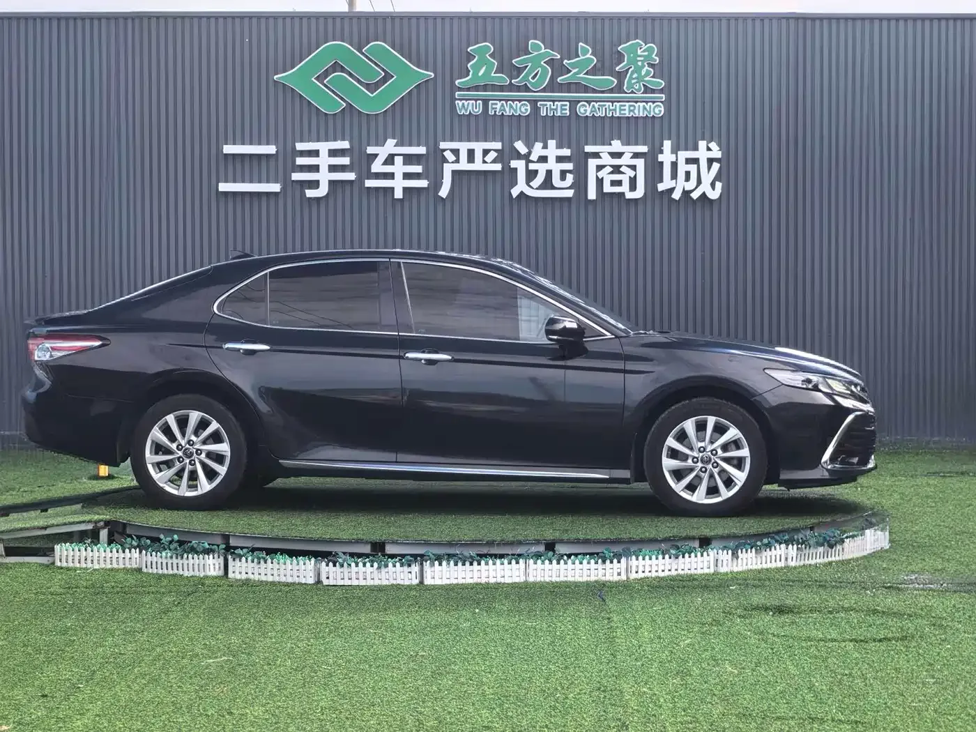 Toyota Camry 2023 2.0G Luxury Edition — Фото автомобиля 7