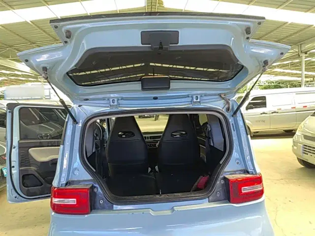 Wuling Hongguang Mini EV — Фото автомобиля 18
