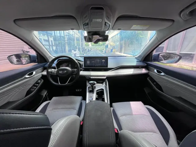 Geely Xingrui — Фото автомобиля 9