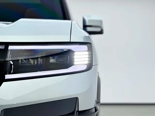 BYD FangChengBao Leopard 8 — Фото автомобиля 14