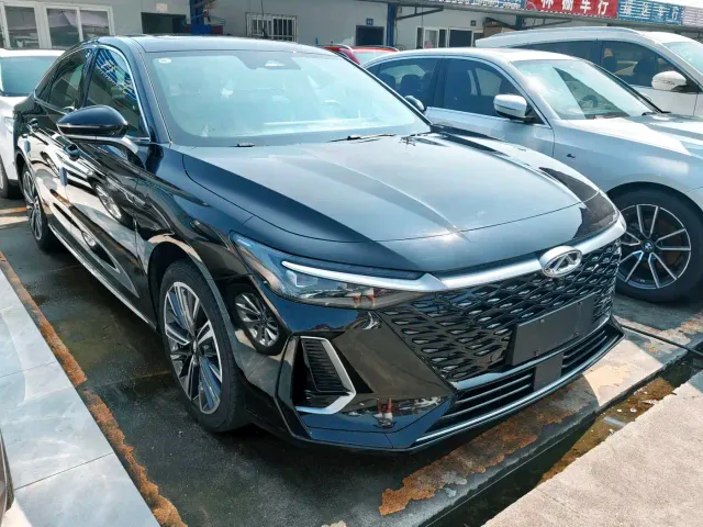 Chery Arrizo 8 — Фото автомобиля 3