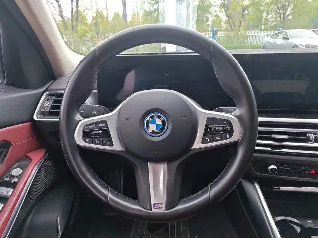 BMW i3 — Фото автомобиля 9