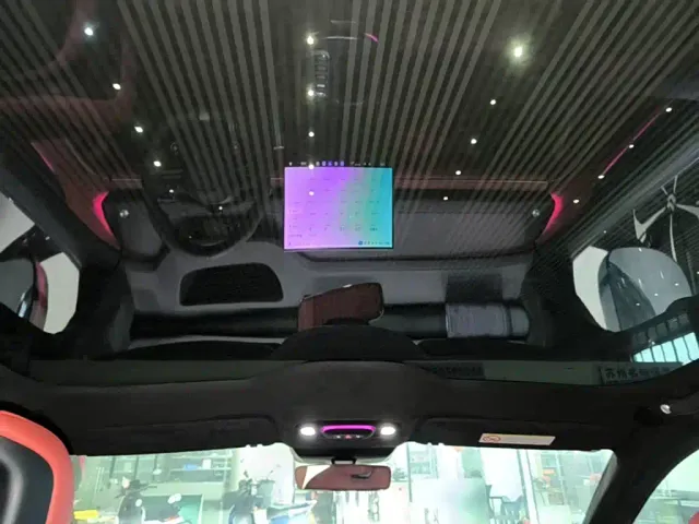 Xiaomi SU7 — Фото автомобиля 17