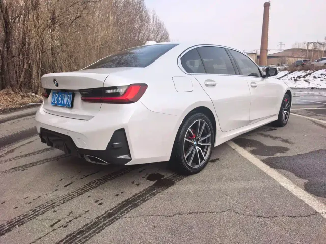 BMW 3 Series — Фото автомобиля 22