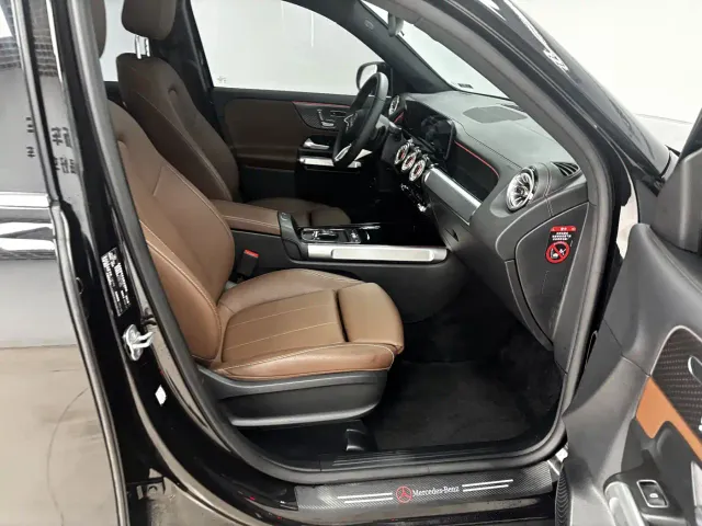 Mercedes-Benz GLB-Class — Фото автомобиля 27