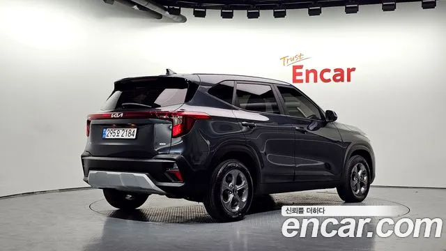 Kia Seltos — Фото автомобиля 2