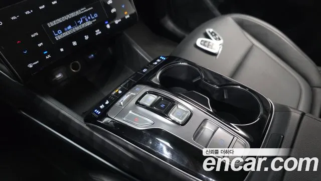 Hyundai Tucson Tucson (NX4) Дизель 2.0 2WD — Фото автомобиля 9