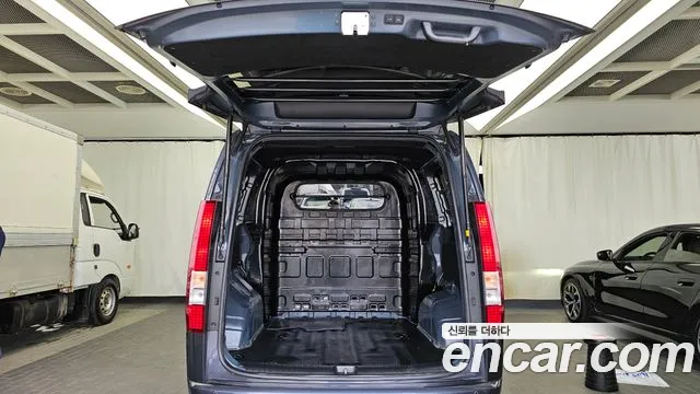 Hyundai Staria Staria L3.5 Карго 5 мест — Фото автомобиля 20